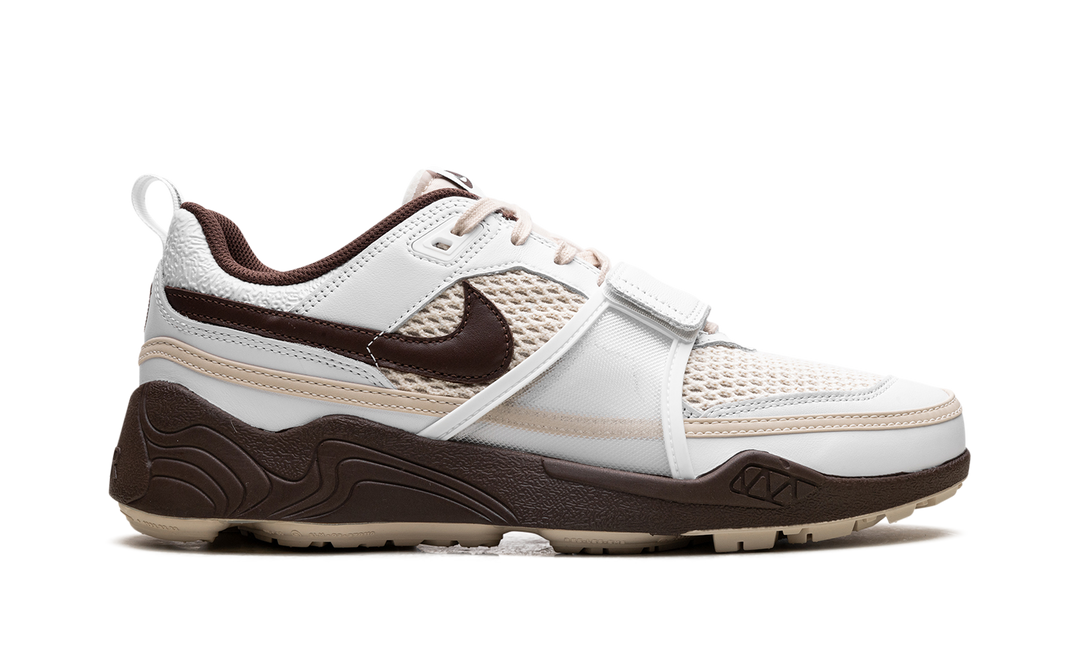 NIKE ZOOM FIELD JAXX TRAVIS SCOTT LIGHT CHOCOLATE