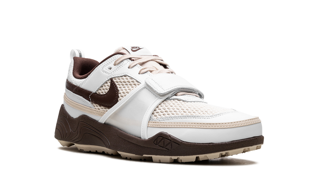 NIKE ZOOM FIELD JAXX TRAVIS SCOTT LIGHT CHOCOLATE
