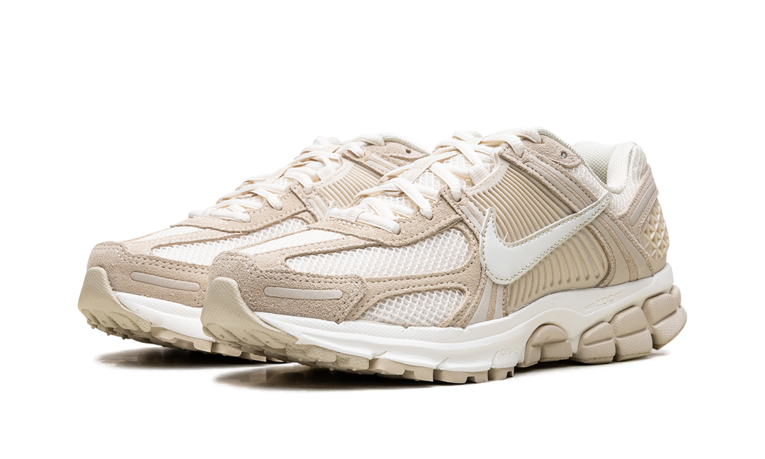 NIKE ZOOM VOMERO 5 BEACH LIGHT KHAKI (WOMEN&