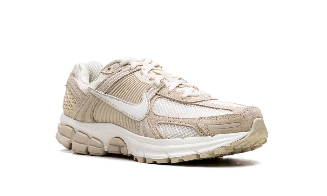 NIKE ZOOM VOMERO 5 BEACH LIGHT KHAKI (WOMEN&