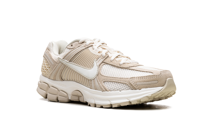 NIKE ZOOM VOMERO 5 BEACH LIGHT KHAKI (WOMEN&