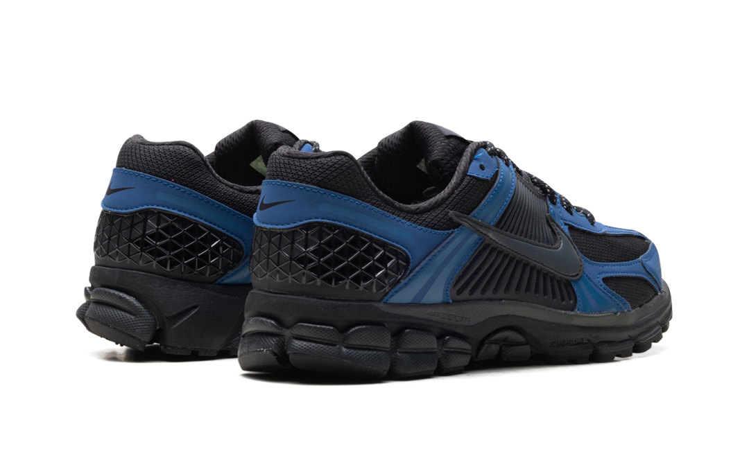 NIKE ZOOM VOMERO 5 BLACK COURT BLUE