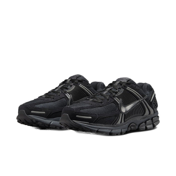 NIKE ZOOM VOMERO 5 BLACK METALLIC DARK GREY