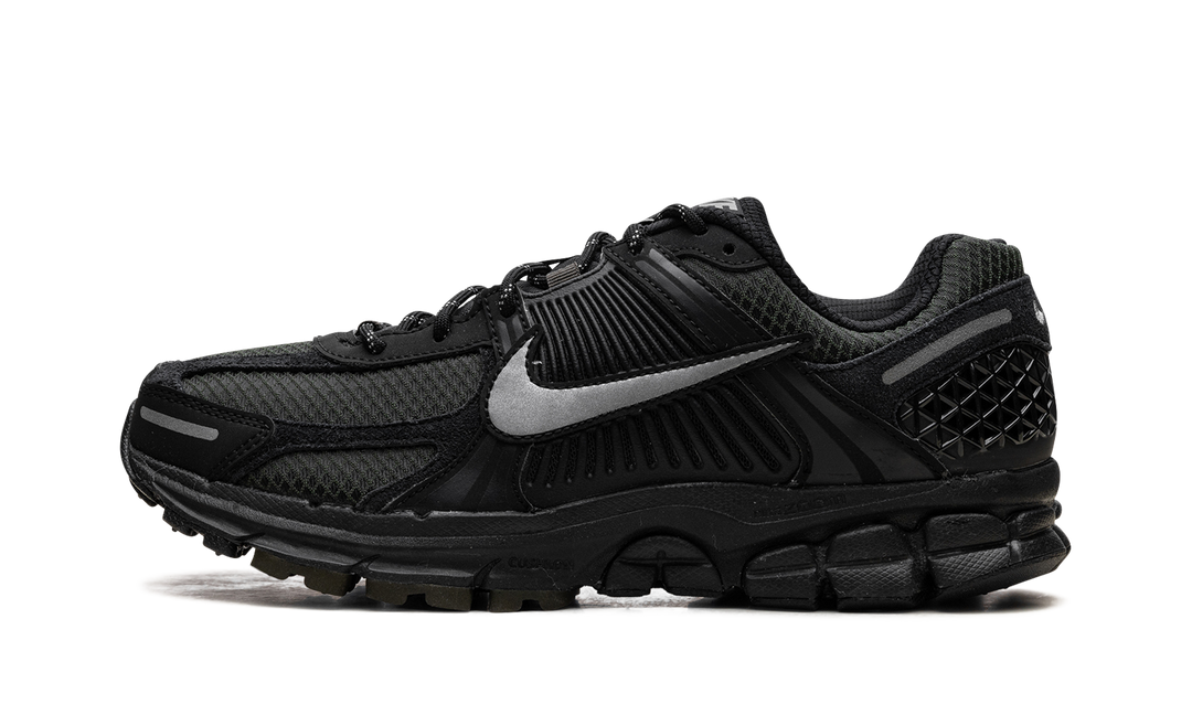 NIKE ZOOM VOMERO 5 BLACK SEQUOIA