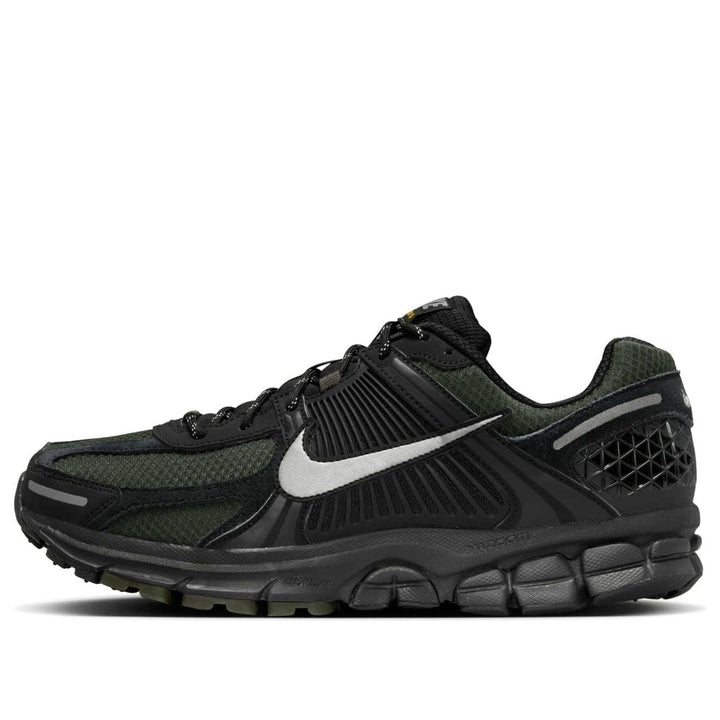 NIKE ZOOM VOMERO 5 BLACK SEQUOIA