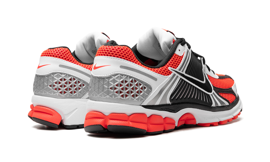 NIKE ZOOM VOMERO 5 BRIGHT CRIMSON