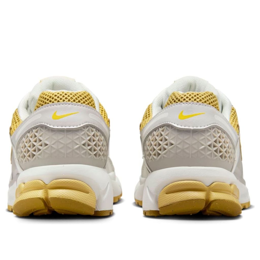 NIKE ZOOM VOMERO 5 BRONZINE WOMENS