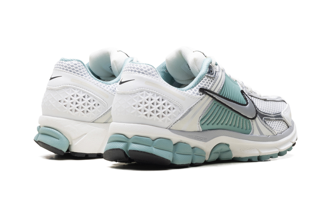 NIKE ZOOM VOMERO 5 CANNON WOMENS