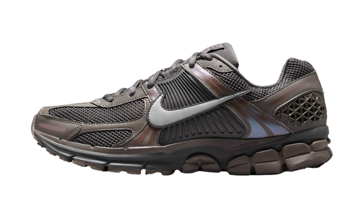 NIKE ZOOM VOMERO 5 CAVE STONE — Stock 