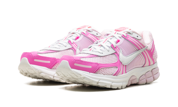 NIKE ZOOM VOMERO 5 HYPER PINK WOMENS — Stock
