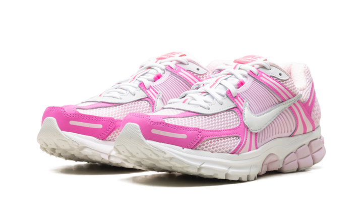 NIKE ZOOM VOMERO 5 HYPER PINK WOMENS