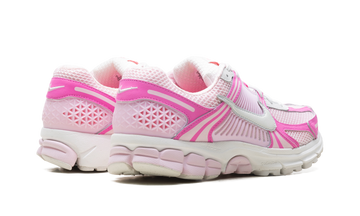 NIKE ZOOM VOMERO 5 HYPER PINK WOMENS — Stock