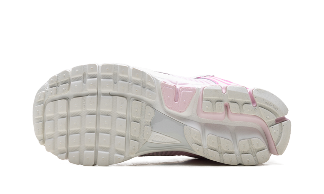 NIKE ZOOM VOMERO 5 HYPER PINK WOMENS
