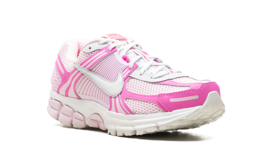 NIKE ZOOM VOMERO 5 HYPER PINK WOMENS