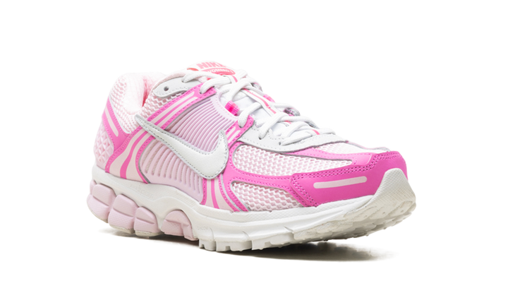 NIKE ZOOM VOMERO 5 HYPER PINK WOMENS