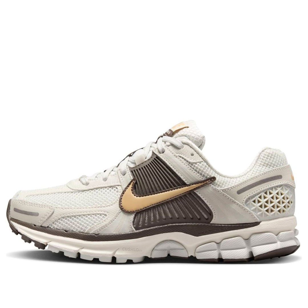 NIKE ZOOM VOMERO 5 LIGHT BONE IRONSTONE (WOMEN&