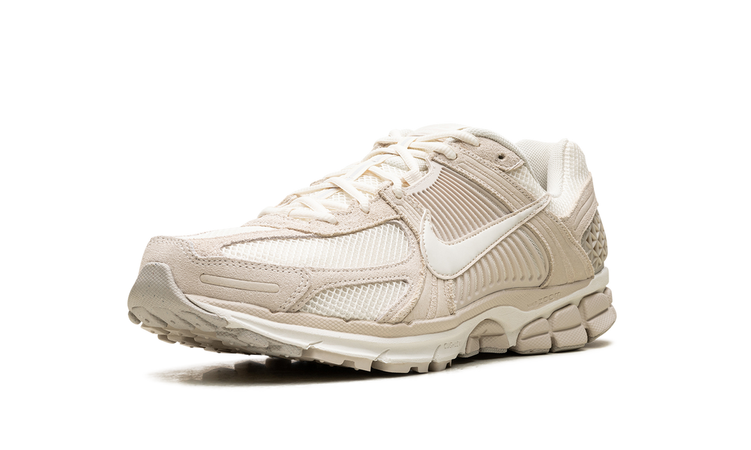NIKE ZOOM VOMERO 5 LIGHT OREWOOD BROWN