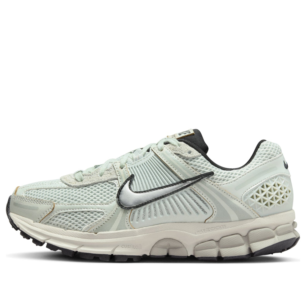 NIKE ZOOM VOMERO 5 LIGHT SILVER CHROME WOMENS — Stock #2