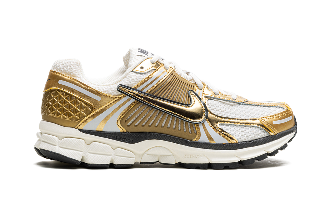 NIKE ZOOM VOMERO 5 METALLIC GOLD WOMENS
