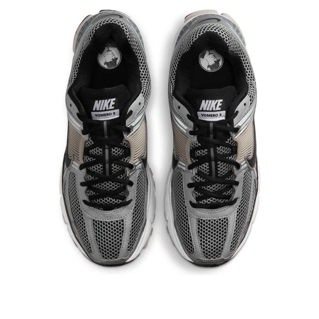 NIKE ZOOM VOMERO 5 METALLIC SILVER COLLEGE GREY
