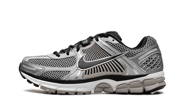 NIKE ZOOM VOMERO 5 METALLIC SILVER COLLEGE GREY