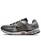 NIKE ZOOM VOMERO 5 METALLIC SILVER COLLEGE GREY