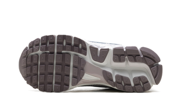 NIKE ZOOM VOMERO 5 METALLIC SILVER PLATINUM VIOLET (WOMEN'S) — Stock