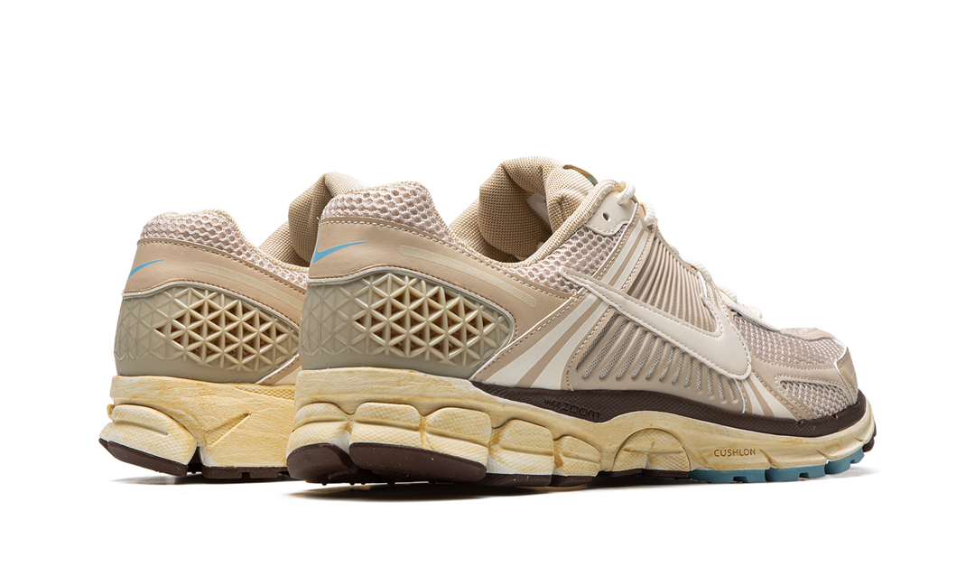 NIKE ZOOM VOMERO 5 OATMEAL — Stock 