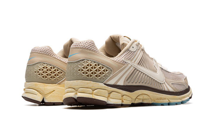 NIKE ZOOM VOMERO 5 OATMEAL — Stock 