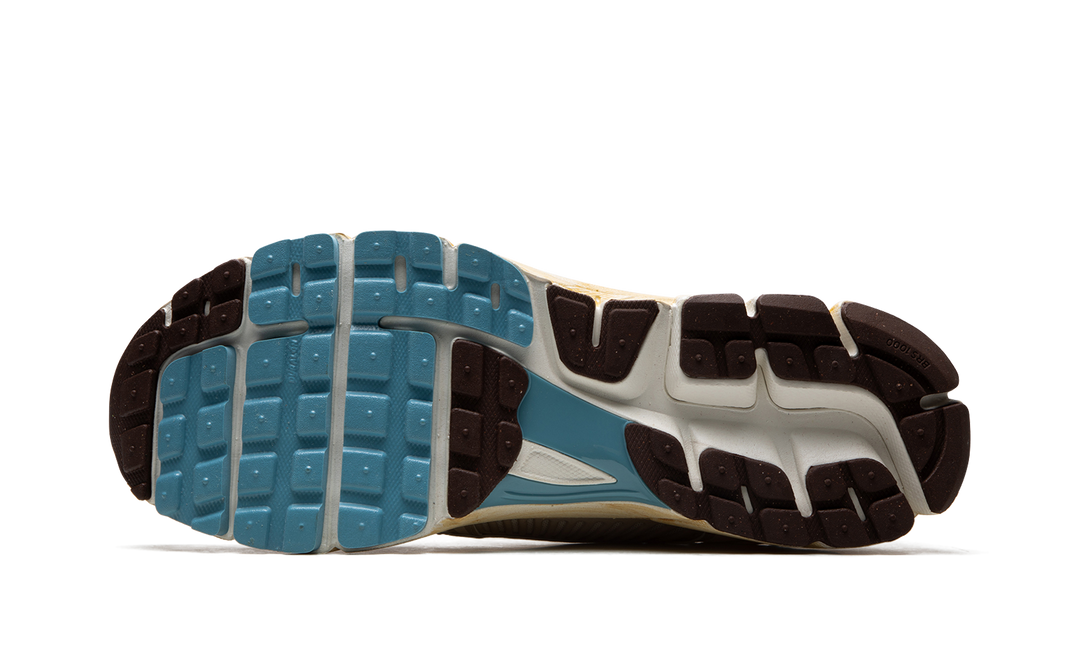 NIKE ZOOM VOMERO 5 OATMEAL — Stock 