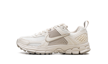 NIKE ZOOM VOMERO 5 PALE IVORY GS — Stock
