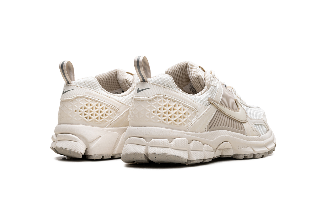 NIKE ZOOM VOMERO 5 PALE IVORY GS