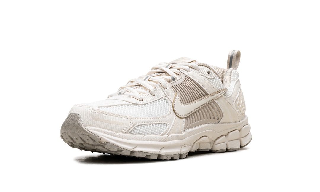 NIKE ZOOM VOMERO 5 PALE IVORY GS