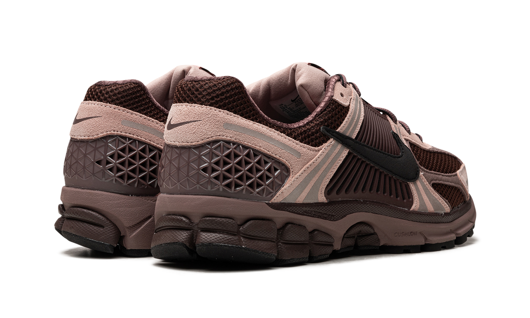 NIKE ZOOM VOMERO 5 PLUM ECLIPSE (WOMEN&