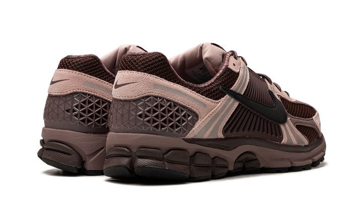 NIKE ZOOM VOMERO 5 PLUM ECLIPSE (WOMEN&