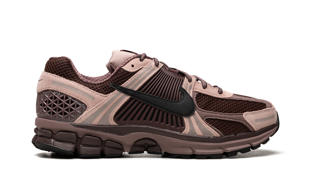 NIKE ZOOM VOMERO 5 PLUM ECLIPSE (WOMEN&