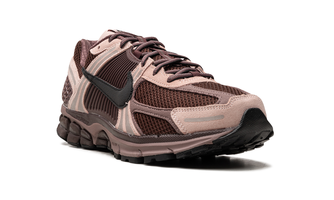 NIKE ZOOM VOMERO 5 PLUM ECLIPSE (WOMEN&