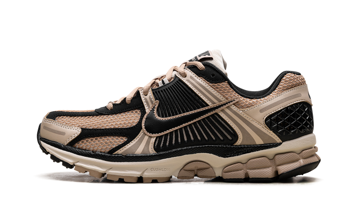 NIKE ZOOM VOMERO 5 SANDDRIFT (WOMEN&