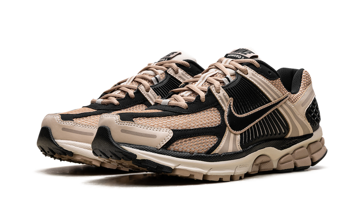 NIKE ZOOM VOMERO 5 SANDDRIFT (WOMEN&