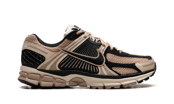 NIKE ZOOM VOMERO 5 SANDDRIFT (WOMEN&