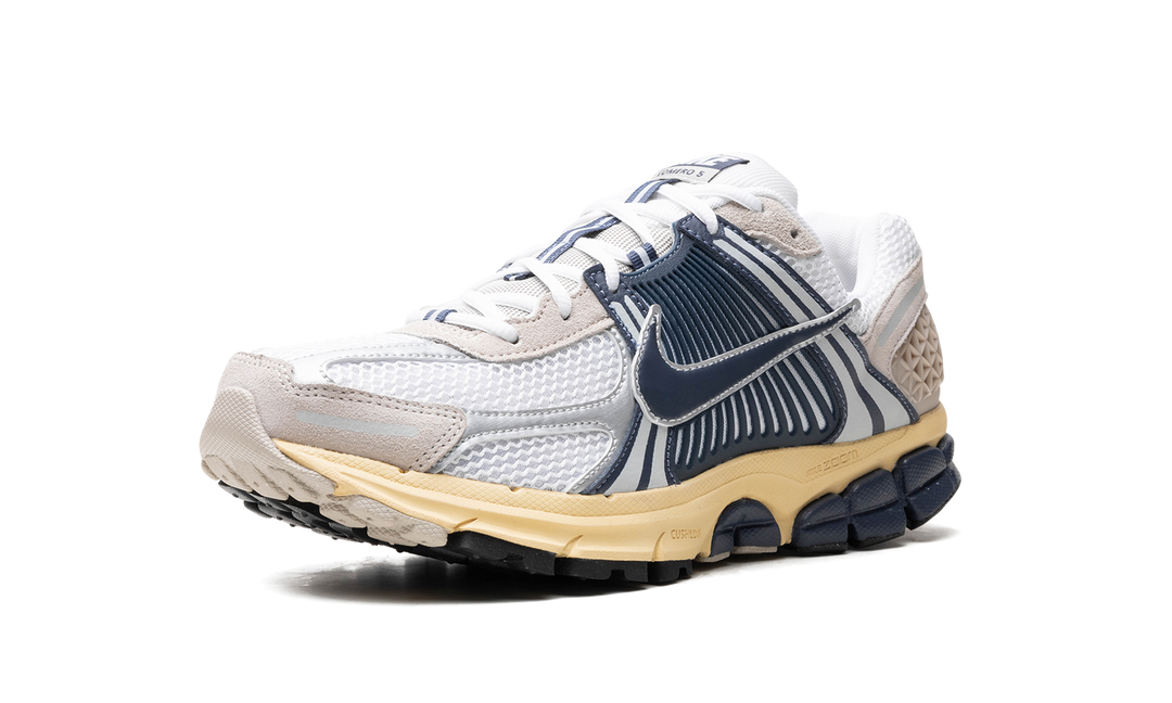 NIKE ZOOM VOMERO 5 THUNDER BLUE CREAM