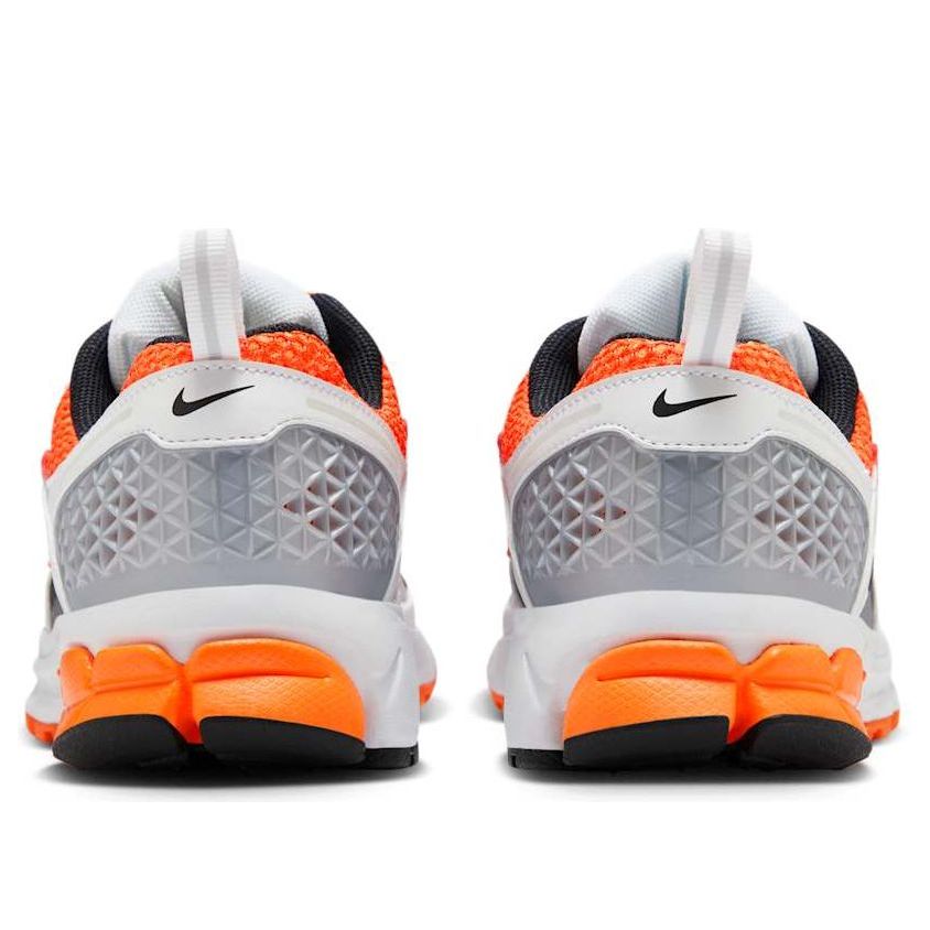 NIKE ZOOM VOMERO 5 TOTAL ORANGE GS
