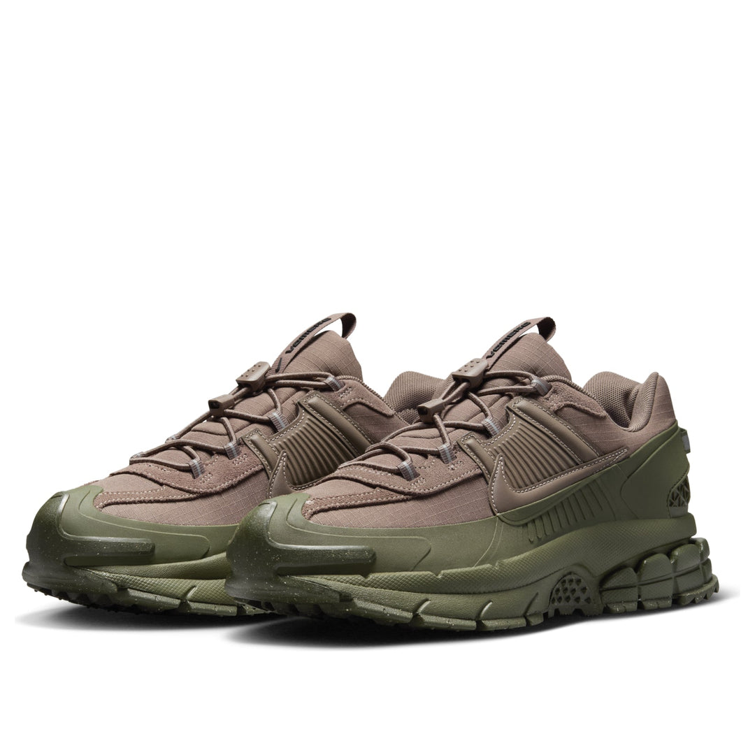 NIKE ZOOM VOMERO ROAM MINK BROWN MEDIUM OLIVE — Stock 