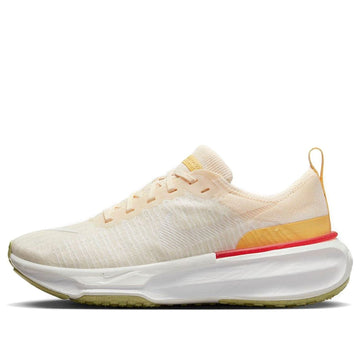 NIKE ZOOMX INVINCIBLE RUN 3 LIGHT CREAM TOPAZ GOLD SEA CORAL WOMENS — Stock