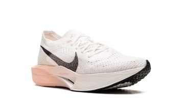 NIKE ZOOMX VAPORFLY 3 SAIL GUAVA ICE — Stock