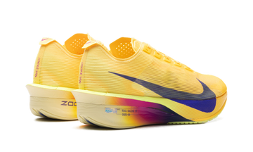 NIKE ZOOMX VAPORFLY NEXT% 4 LA 26.2 CITRON PULSE INDIGO BURST WOMENS — Stock