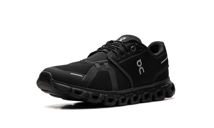 ON RUNNING CLOUD 6 ALL BLACK