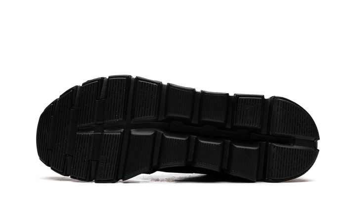 ON RUNNING CLOUD 6 ALL BLACK