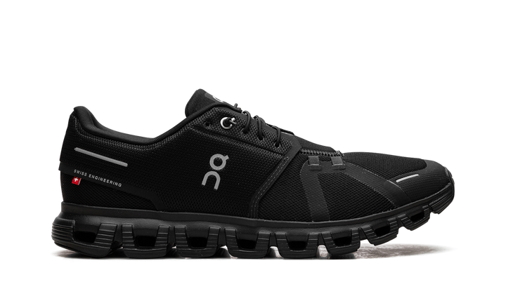 ON RUNNING CLOUD 6 ALL BLACK
