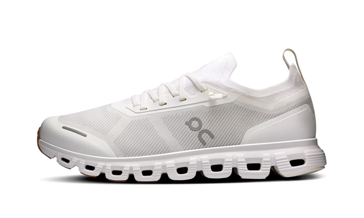 ON RUNNING CLOUD 6 VERSA WHITE